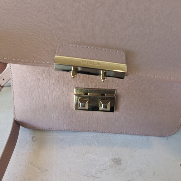 Furla | Metropolis Pink Medium Handbag - Picture 3 of 8